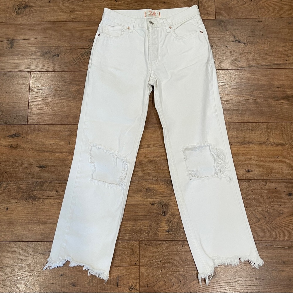 Free People Maggie White‎ Mid-Rise Distressed Raw Hem  Jeans Cropped Straight 24 - Picture 3 of 7